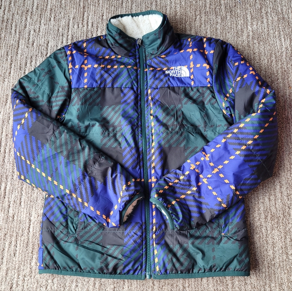 THE NORTH FACE REVERSIBLE  WINTER FALL JACKET PLUSH LINER PURPLE GREEN GIRLS 12 - Picture 3 of 16